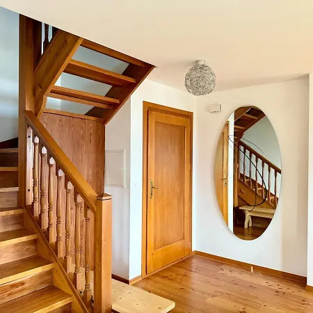 Lägenhet 3br - Mountain View, Balcony And Parking