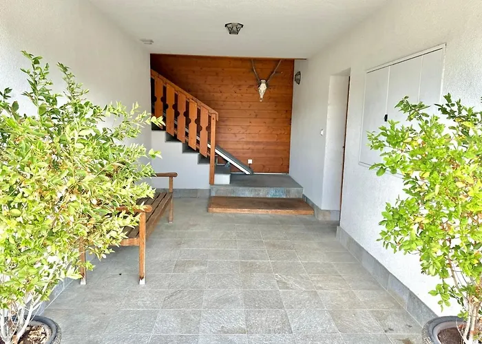 Lejlighed 3br - Mountain View, Balcony And Parking *