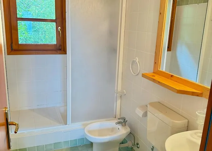 3br - Mountain View, Balcony And Parking 公寓