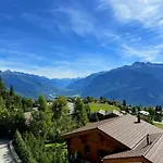 Apartment 3br - Mountain View, Balcony And Parking