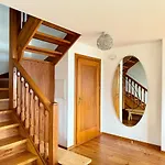 Apartment 3br - Mountain View, Balcony And Parking